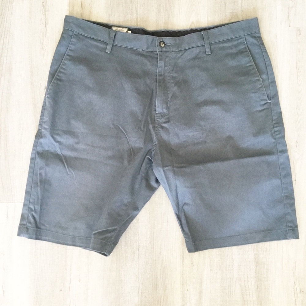 Volcom Blue Mens Shorts Size 40 Summer